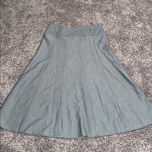Like new ZAC & RACHEL WOMANS Grey skirt SZ.12